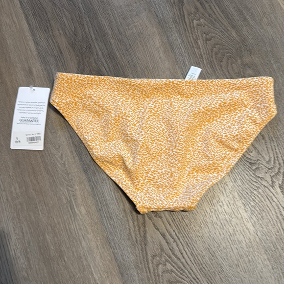 NWT Athleta Scoop Textured Bikini bottoms, size medium - Picture 4 of 5